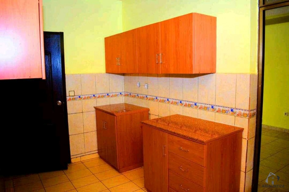 Gacuriro beautiful unfurnished house for rent at 600 Nziza Business
