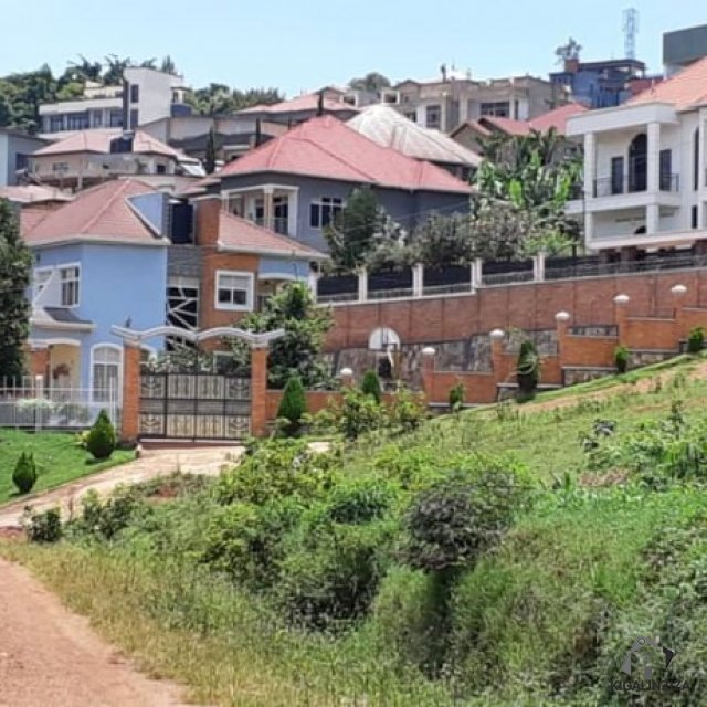 Plot for sale in kicukiro Rebero Bisambu 0788579170