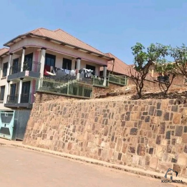 Very nice plot for sale at kimirinko +250788579170