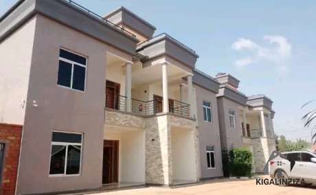 Unfurnished apartment for rent in Rebero