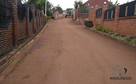 Plot for sale at kicukiro nyanza +250788579170