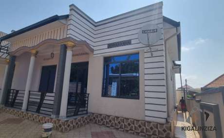 House for sale at kanombe +250788579170