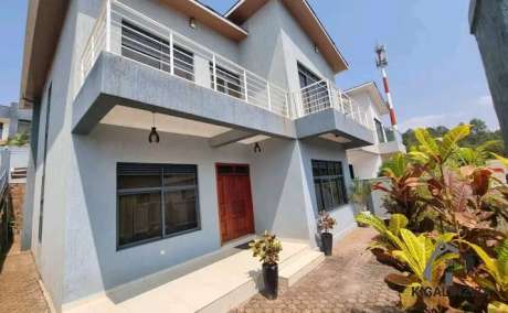 House for rent in Rebero